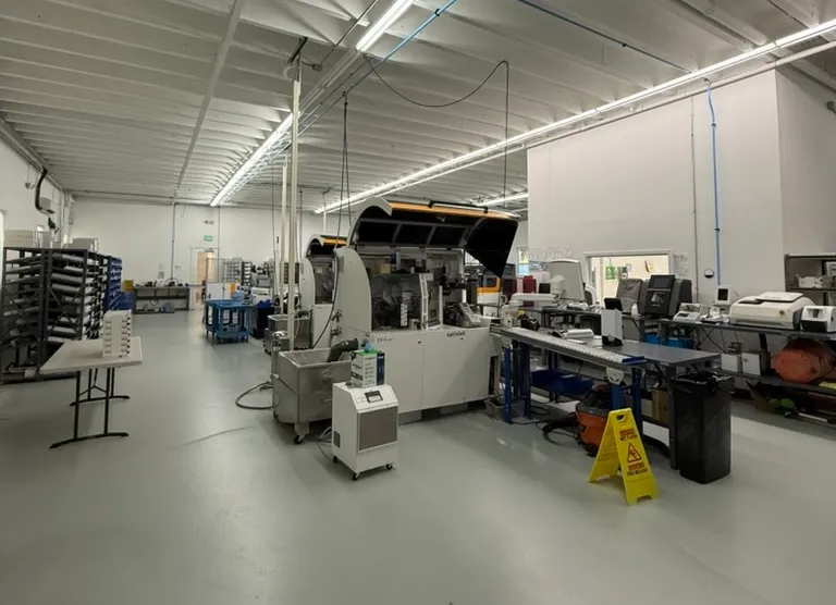 Automated surfacing line running on the ITFIT lab floor